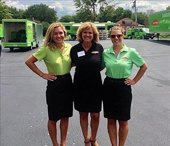 Amanda, Patricia, Stephanie, Anthony, and Frank Zubricki