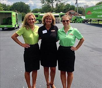 Amanda, Patricia, Stephanie, Anthony, and Frank Zubricki