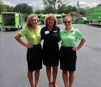 Amanda, Patricia, Stephanie, Anthony, and Frank Zubricki
